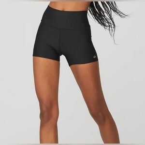 ALO Airlift 3 in biker shorts